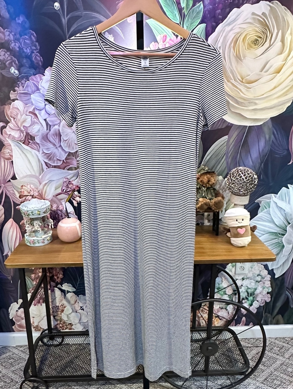 Old Navy XS T-Shirt Dress Stretch Womens Black White Striped Short Sleeve Casual